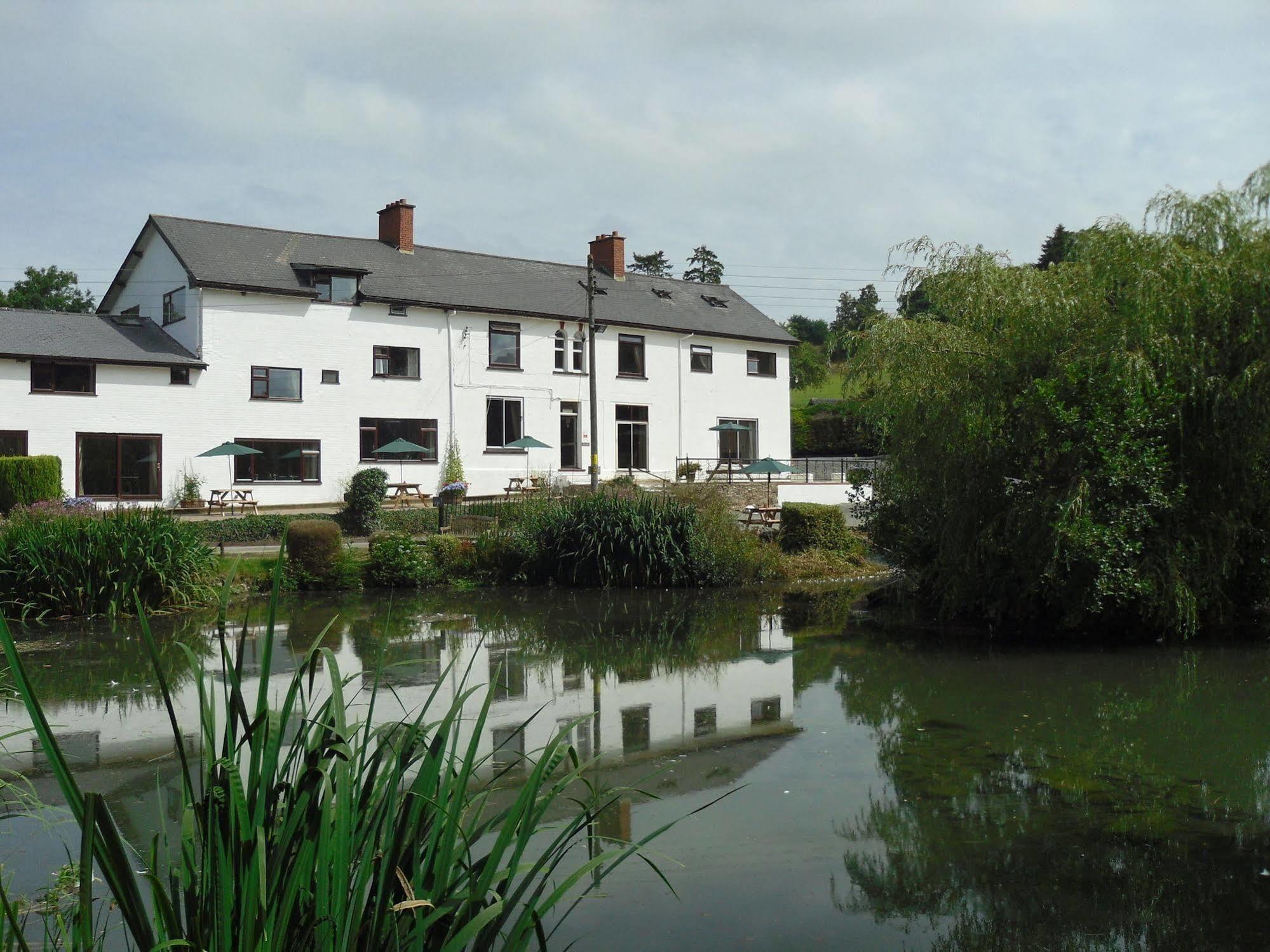 Three Wells B&B Llandrindod Wells Dış mekan fotoğraf